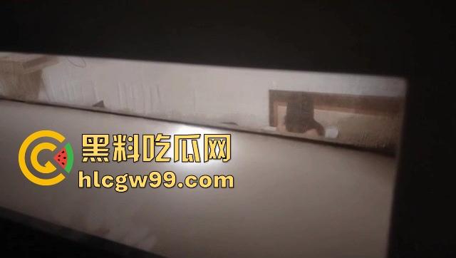 偷拍技术天花板,山西哥们跟踪前女友开房,全程偷拍她和现男友翻云覆雨,角度刁钻精准到像开了透视挂!-7