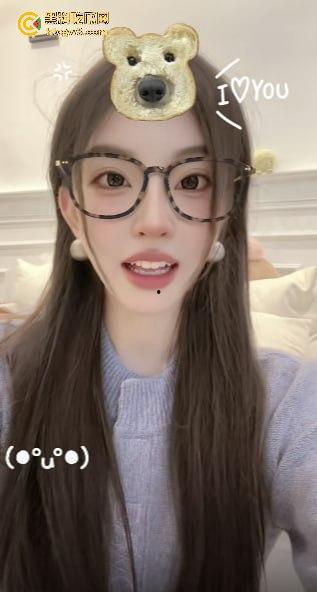 500W粉网红『谢欣桐』劈腿大戏!恋爱四年跑进富二代怀抱,私密视频曝光,干湿分离成神秘操作!-23