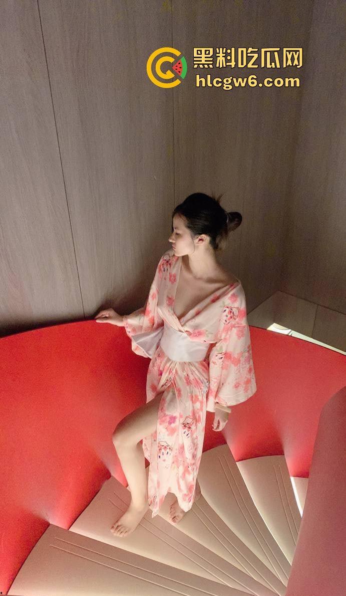 深圳南山【疯批美人】高端外围，长腿尤物滴蜡爆操被富哥调教成精盆，富二代必备出行玩具，骚得什么都会！-8