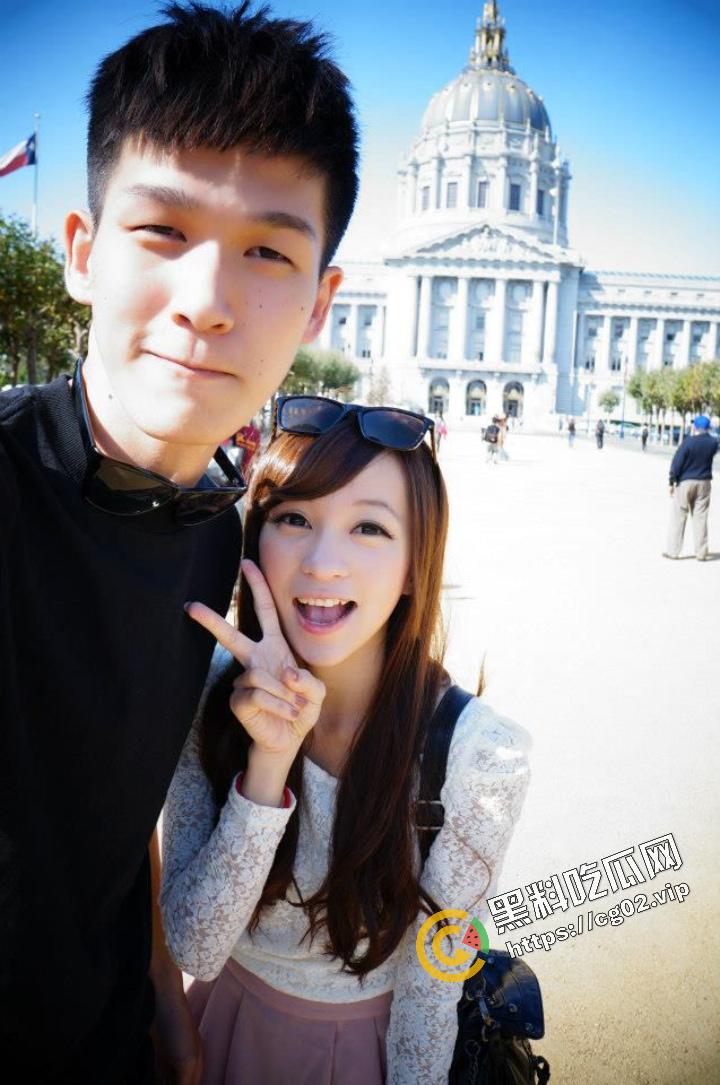 台湾版 PUA套路笔记 真实对话记录教你如何骗取反差婊 台妹【邱念婷】裸照 狂秀肥美大黑逼 附海量生活照-3