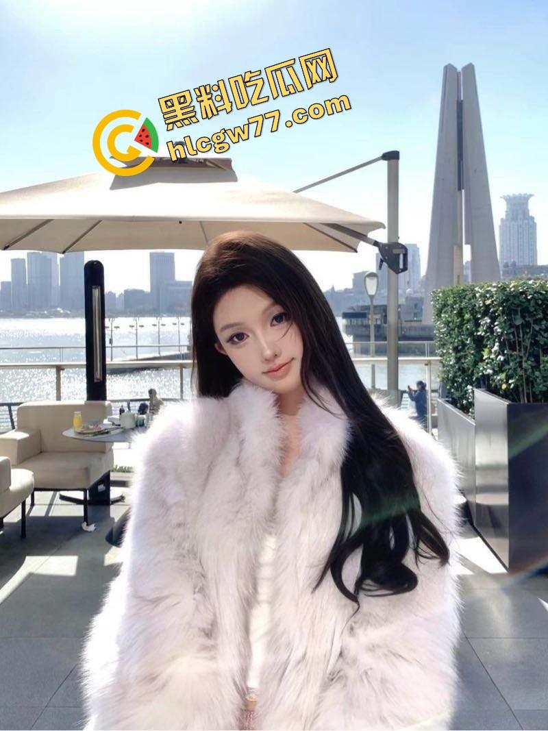 成都金牛妇幼保健院母婴室变炮房,狗男女当场开操高潮,里面干着外面拍着全程录下!-3