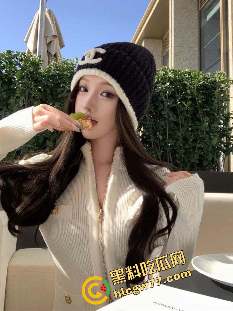 成都金牛妇幼保健院母婴室变炮房,狗男女当场开操高潮,里面干着外面拍着全程录下!-4