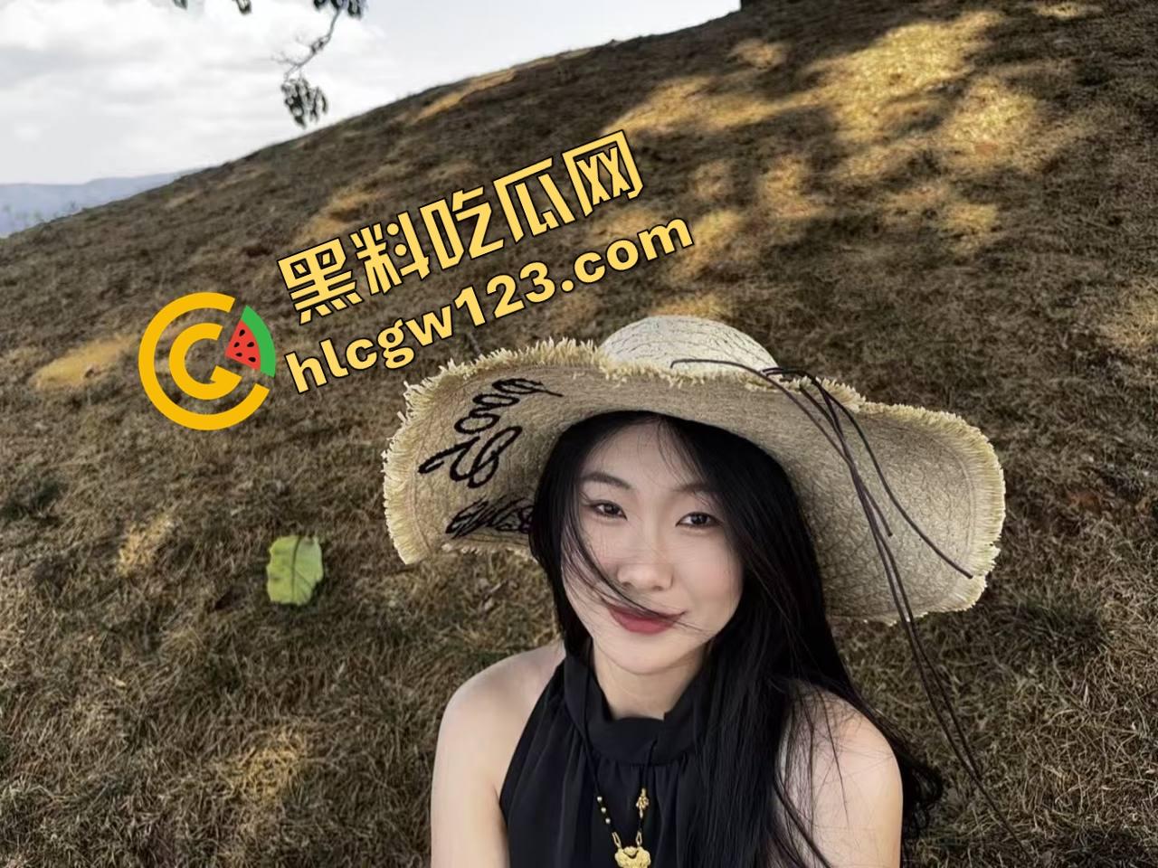 闺蜜双人床上大战,一根双头鸡巴插爆俩逼,谁都不当受,轮着干,姐妹变炮友这才叫姐妹情深!-2