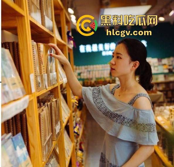 烟台大学毕业生【张岚】清纯外表下的狂野！毕业季拍照私密视频外泄，被男友爆出高潮全过程！-10