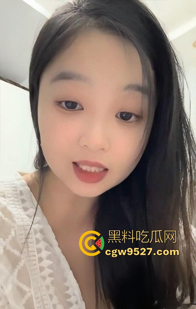 公司超骚女前台,D奶巨乳肥美大鲍鱼,办公室玩跳蛋不过瘾,跑去厕所自慰,白浆直流,骚态尽显!-2