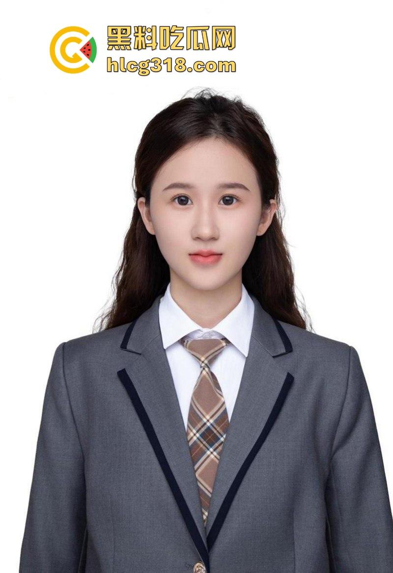 河南农业大学应届毕业生【李筱莹】下海接客曝光!实习老师化身足控女王,人靓足美服务到位!-3