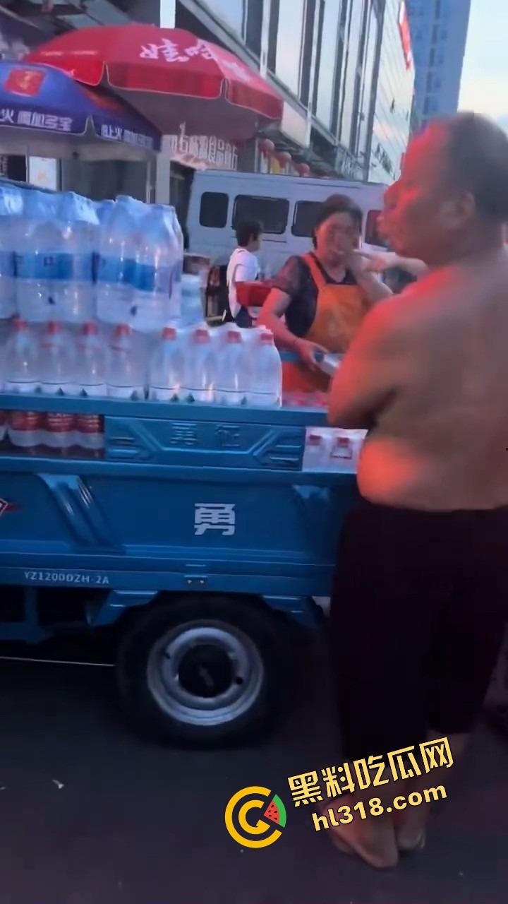 杭州余杭区自来水一夜变屎汤，老百姓刷牙直接口对口传承，做饭一锅屎，洗澡原地泥浆浴！-6