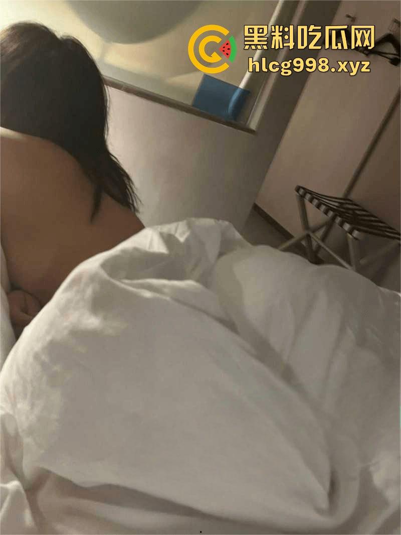 财经大学会计专业婊子班花 陈晓玉 被曝脚踏多条船 钓鱼养鱼勾引富二代!-7