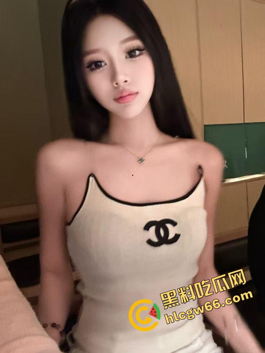 抖音哈尔滨人妻【辣妈康康】大尺度福利视频流出！黑丝肥臀自慰喷水，假屌猛插嫩逼淫叫爽翻天！-4