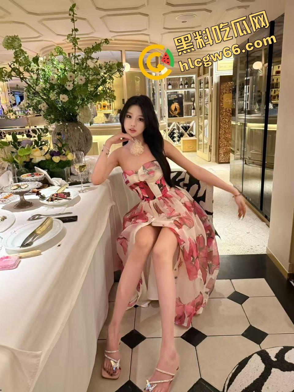 抖音哈尔滨人妻【辣妈康康】大尺度福利视频流出！黑丝肥臀自慰喷水，假屌猛插嫩逼淫叫爽翻天！-7