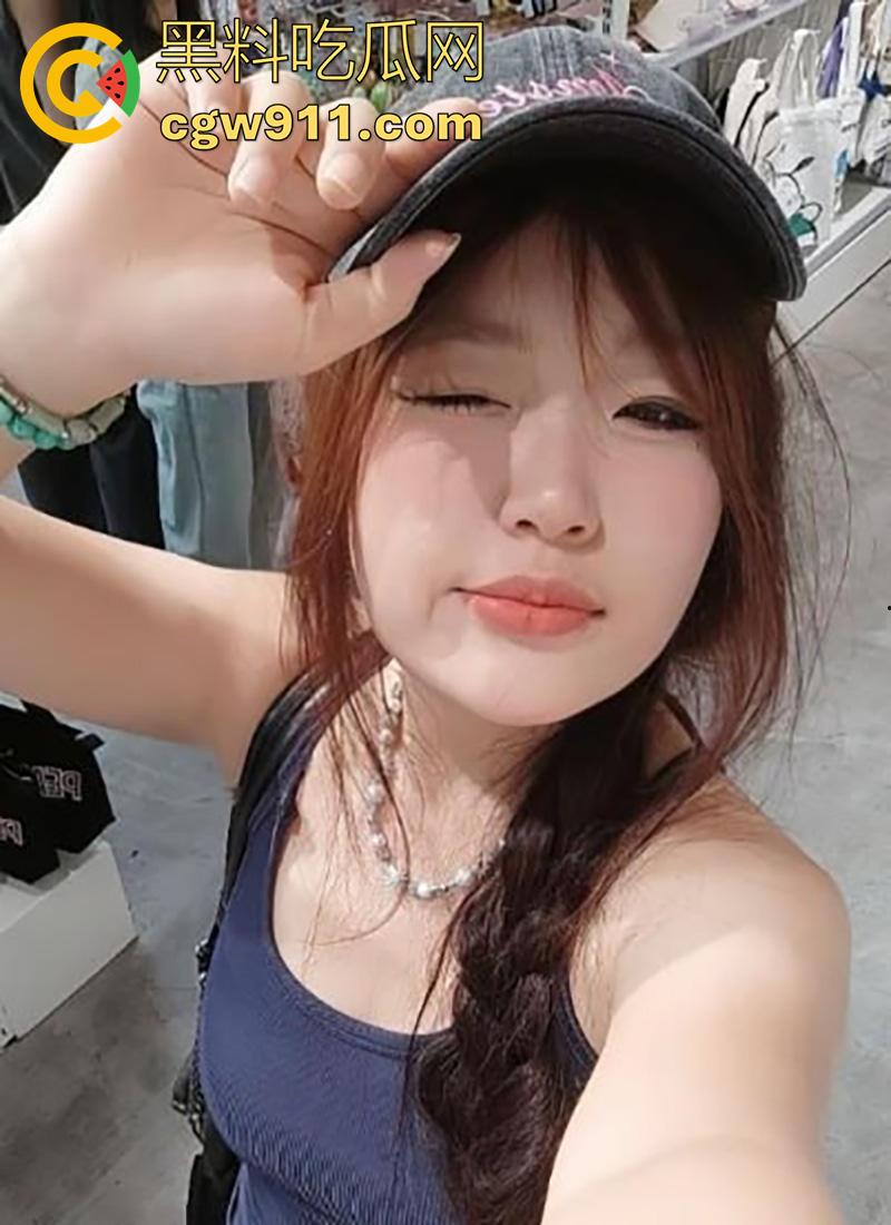 浙江绍兴文理学院，00后超嫩学妹【王思雨】，背着男友和体育生裸聊，结果被渣男曝光不雅视频！-1