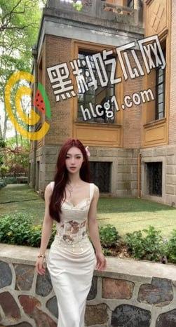 长沙小情侣自拍泄露 小美女吃着鸡就不愿意松口了 娇小性感的身材配上男友大屌极具反差！-3