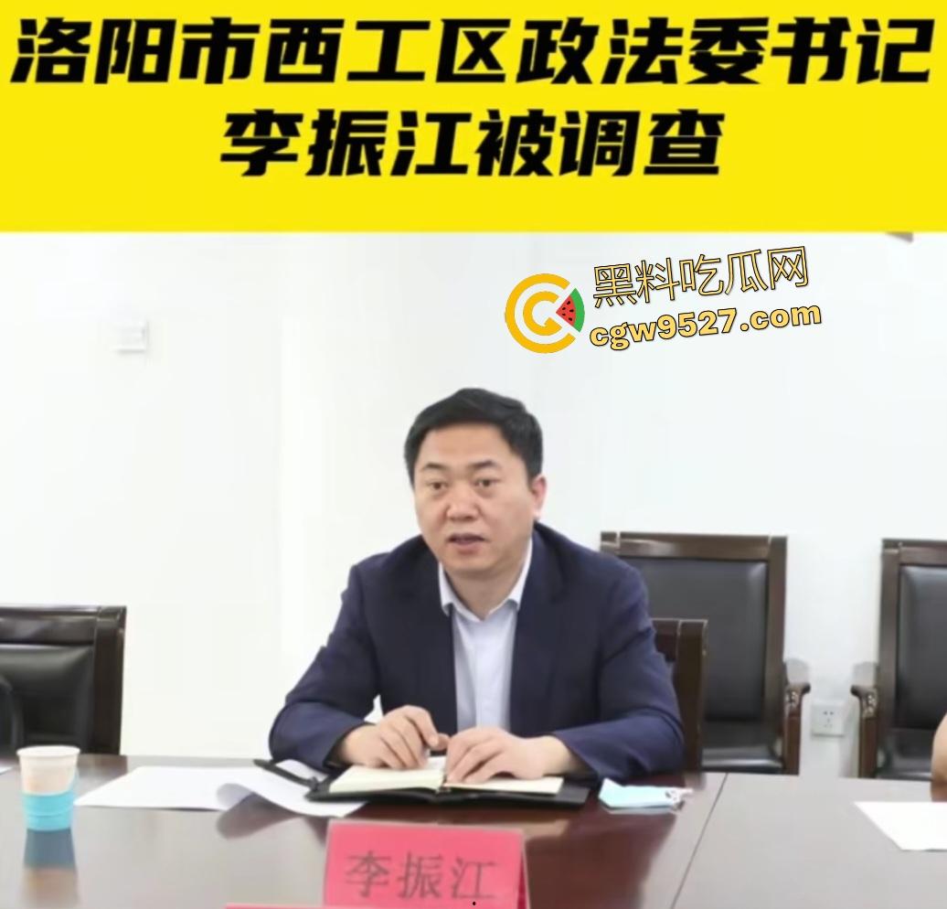 洛阳政法领导【李振江】潜规则情人口交，木瓜奶子下垂，这床板都快要塌了，用这么差的床活该被抓！-1