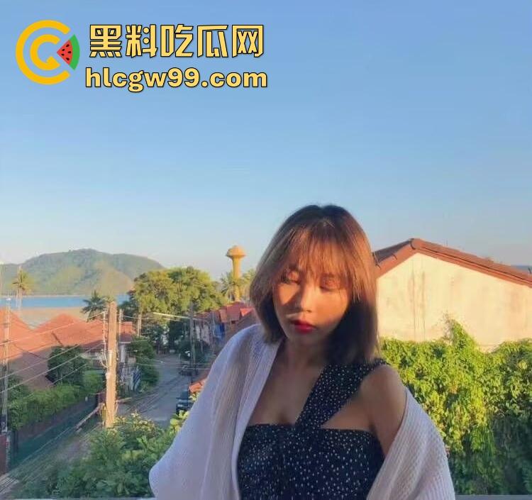 江西短发骚货【佘茜冉】为50万彩礼穿渔网袜情趣制服跪镜子前给男友口爆,500块操一次不香吗?-6